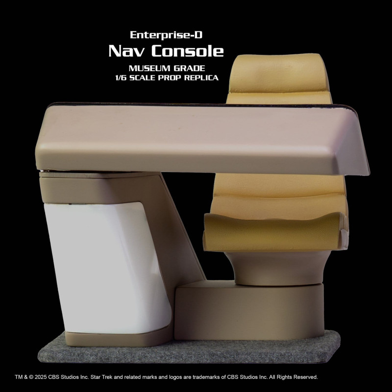 PREORDER - Star Trek: The Next Generation - Enterprise-D Bridge CONN Console Replica