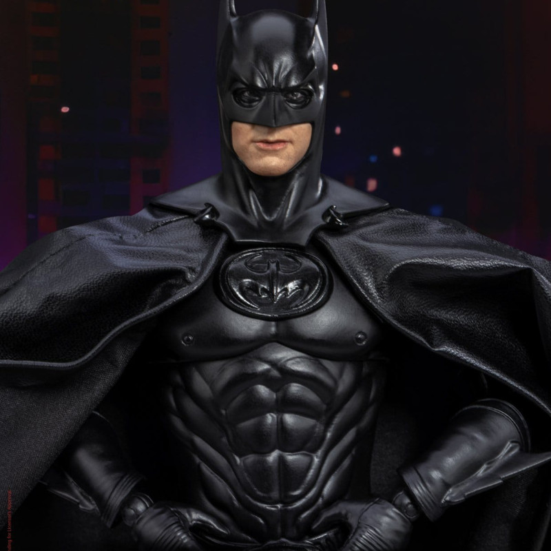 PREORDER - DC Comics, Batman & Robin - Batman figure, Dynamic Action Heroes