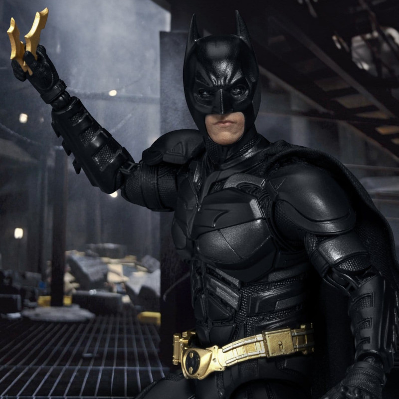 PREORDER - DC Comics, Batman The Dark Knight - Batman figure, Dynamic Action Heroes
