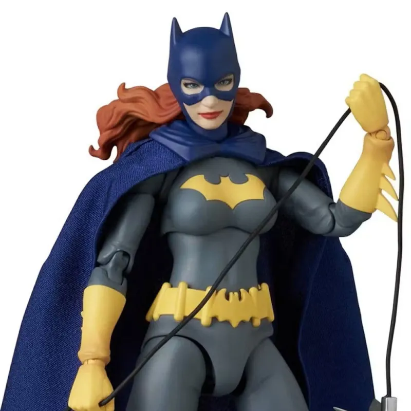 PRÉCOMMANDE - DC Comics - Figurine Batgirl Recollection, MAFEX