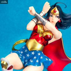 DC Comics - Armored Wonder...