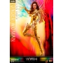 DC Comics, WW 1984 - Figurine Golden Armor Wonder Woman Classique ou Deluxe, Movie Masterpiece