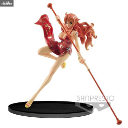 One Piece - Figurine Nami...
