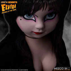 Elvira maîtresse des...