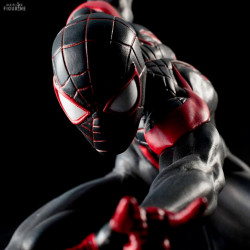 Figurine Spider-Man Miles...