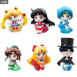 Sailor Moon - Make up with...