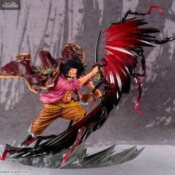 One Piece - Figurine Gol D....