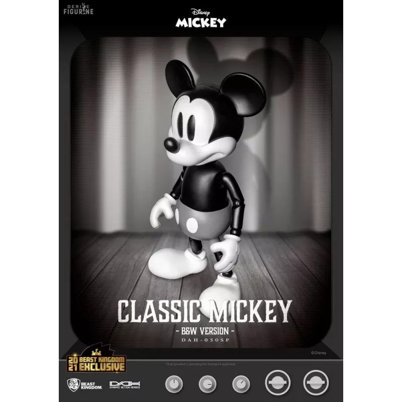 Disney - Mickey figure...