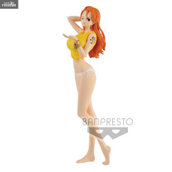 One Piece - Nami changing...