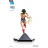 DC Comics - Wonder Woman figure by Ivan Reis